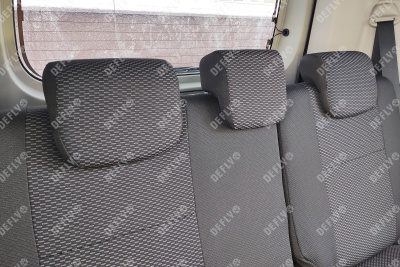 Чехлы на сиденья Toyota Tank/Roomy, Daihatsu Thor, Subaru Justy, 2016-2020, вырезы для столиков, жаккард